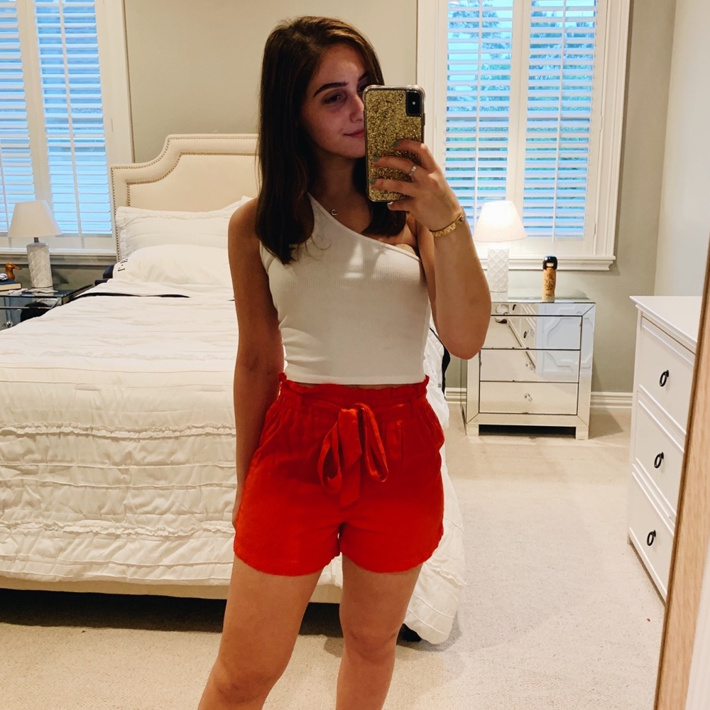 Red Flowy Shorts - Picture 4 of 4